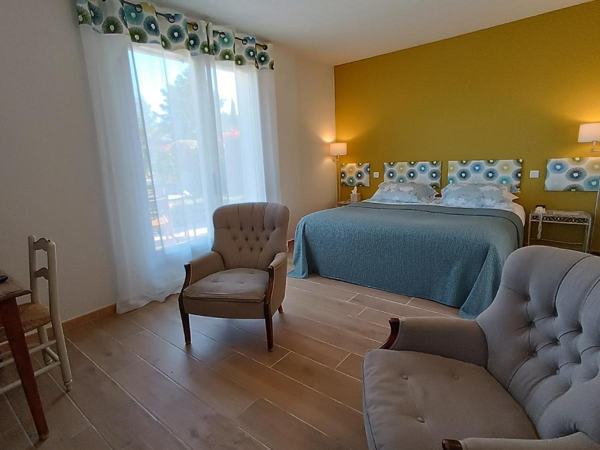 Hotel La Bastide D'Iris Vagnas ภายนอก รูปภาพ